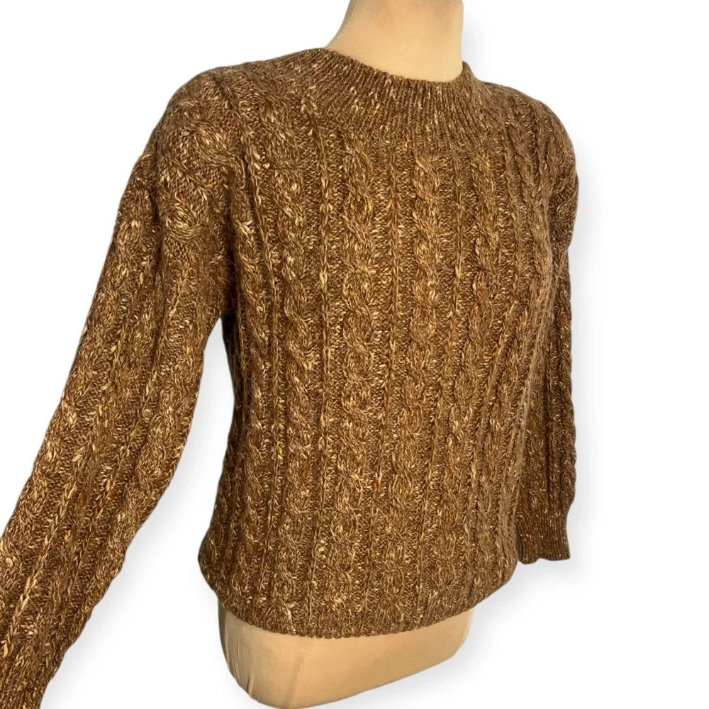 Vintage 80’s-90’s brown cable knit oversized sweater with shoulder pads size S